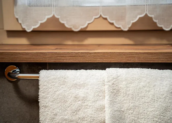 לינה וארוחת בוקר Cesa Marlen